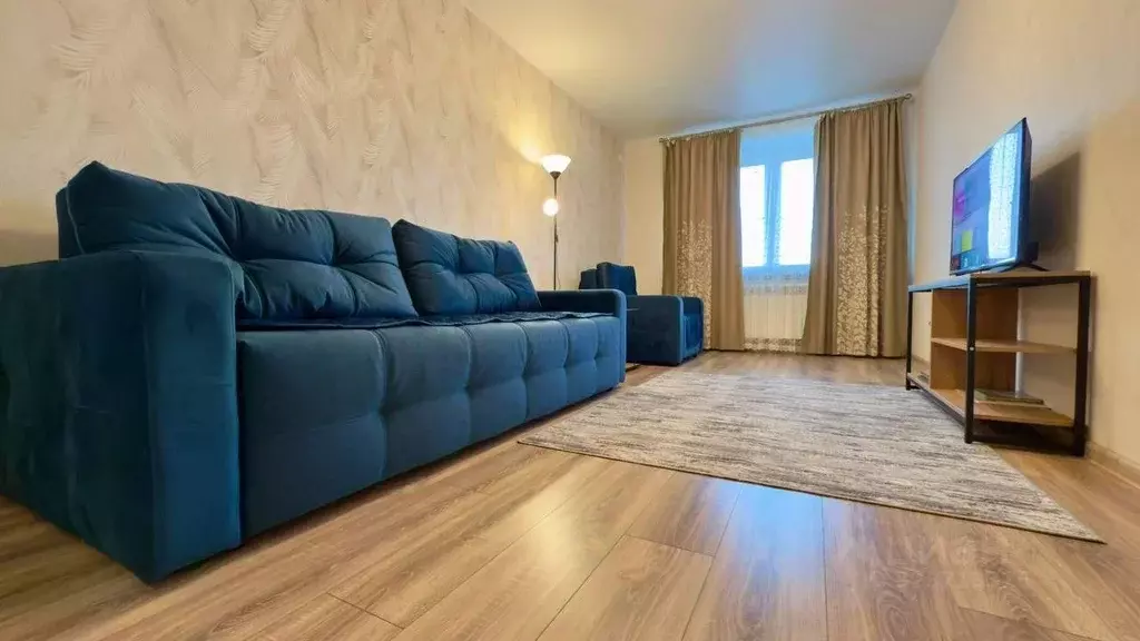 2-к кв. Смоленская область, Смоленск ул. Багратиона, 26А (67.0 м) - Фото 1