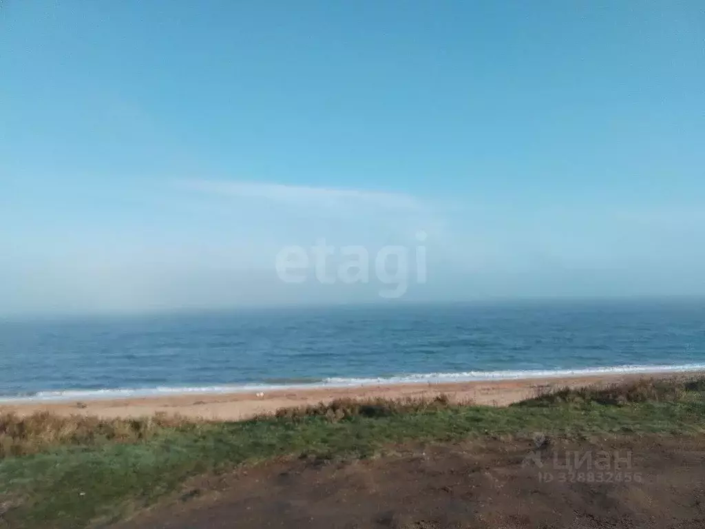 Участок в Крым, Ленинский район, Семисотское с/пос, с. Каменское ул. ... - Фото 1