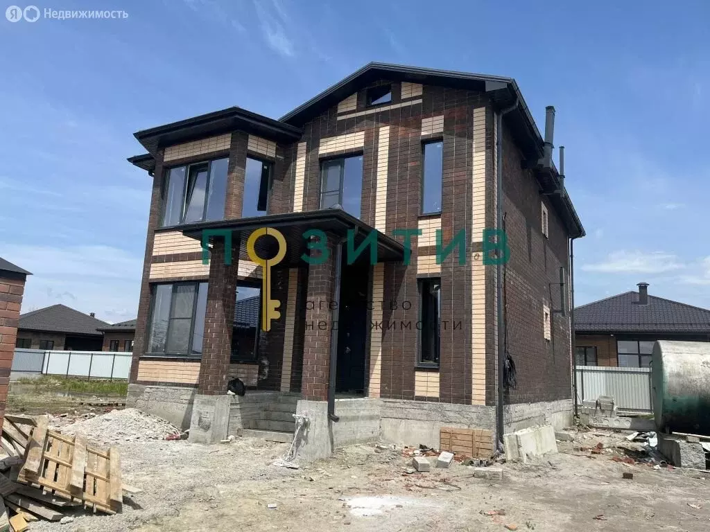 Дом в Минеральные Воды, Астраханская улица, 3 (215 м) - Фото 1