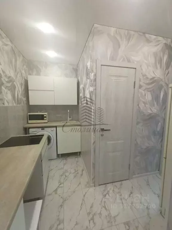 2-к кв. Белгородская область, Старый Оскол Ольминского мкр, 3 (40.0 м) - Фото 0