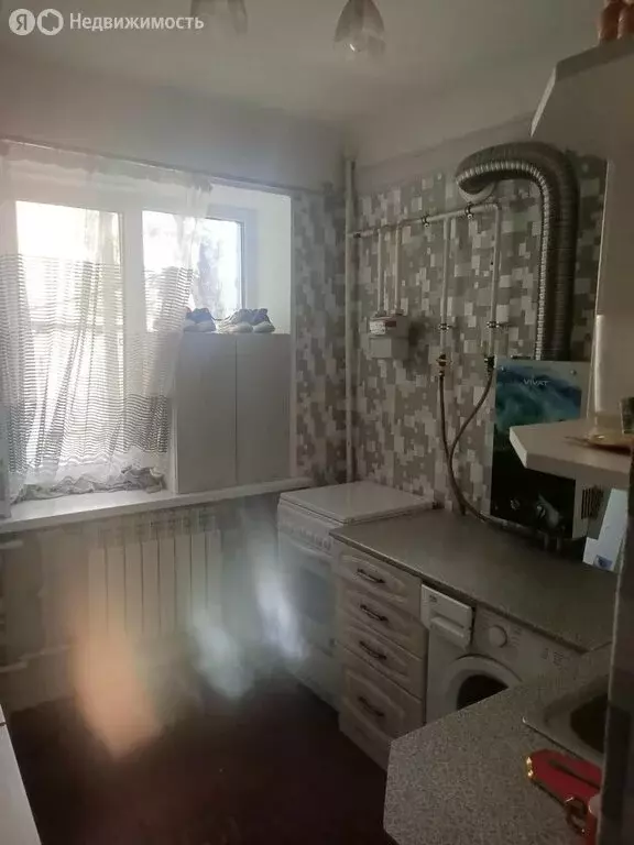 1-комнатная квартира: Шахты, Парковая улица, 9 (34 м) - Фото 1
