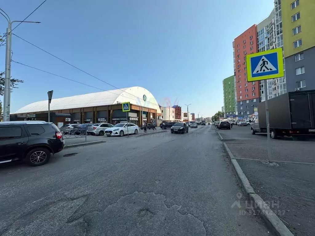 Торговая площадь в Башкортостан, Уфа ул. Максима Рыльского, 3 (4000 м) - Фото 0