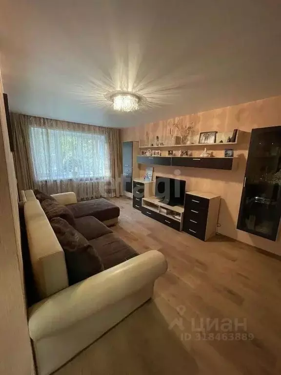 3-к кв. Калужская область, Обнинск ул. Курчатова, 17 (55.8 м) - Фото 0