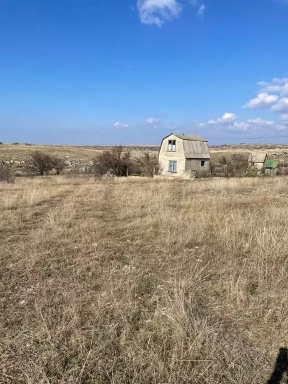 Участок в Крым, Бахчисарайский район, Энтузиаст СПК ул. Сиреневая ... - Фото 0