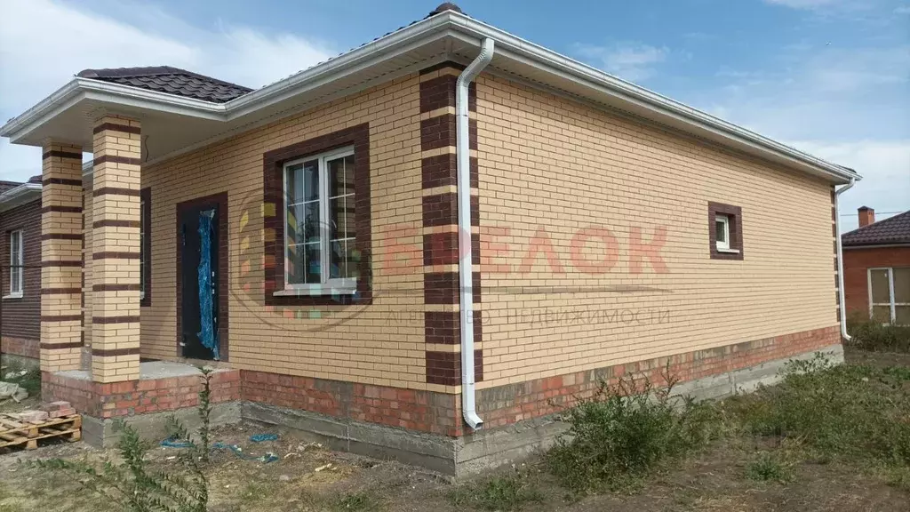 Дом в Ростовская область, Мясниковский район, Краснокрымское с/пос, ... - Фото 1