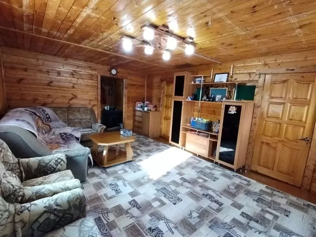 Дом в Башкортостан, Бирский район, Калинниковский сельсовет, с. ... - Фото 2