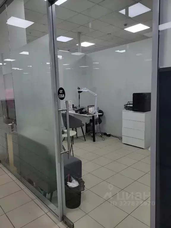 Торговая площадь в Пермский край, Пермь ул. Революции, 60/1 (17 м) - Фото 2