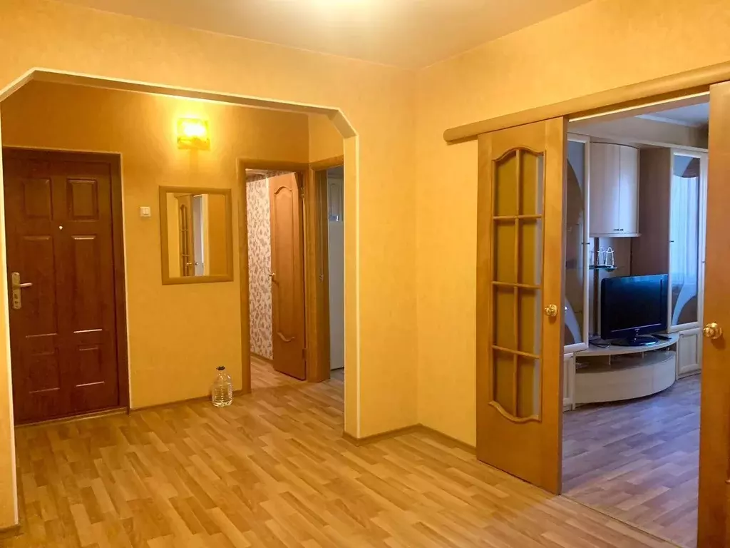 3-к кв. Ленинградская область, Выборг ул. Большая Каменная, 5А (94.0 ... - Фото 0