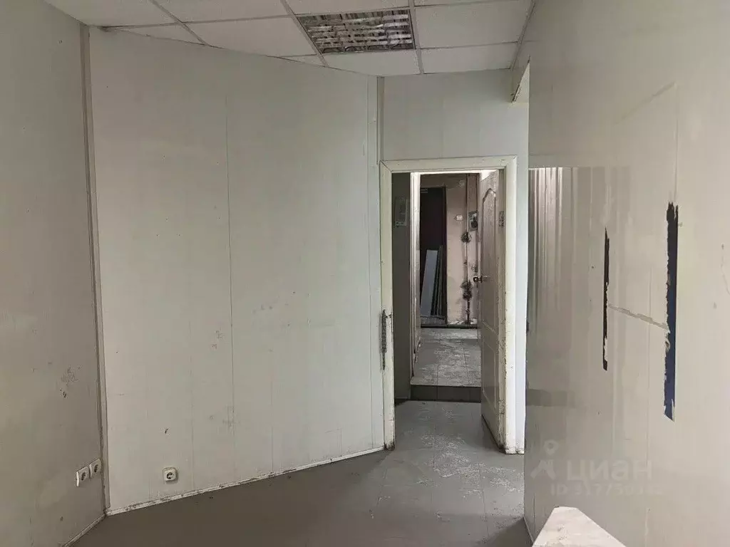 Помещение свободного назначения в Удмуртия, Ижевск ул. 30 лет Победы, ... - Фото 1