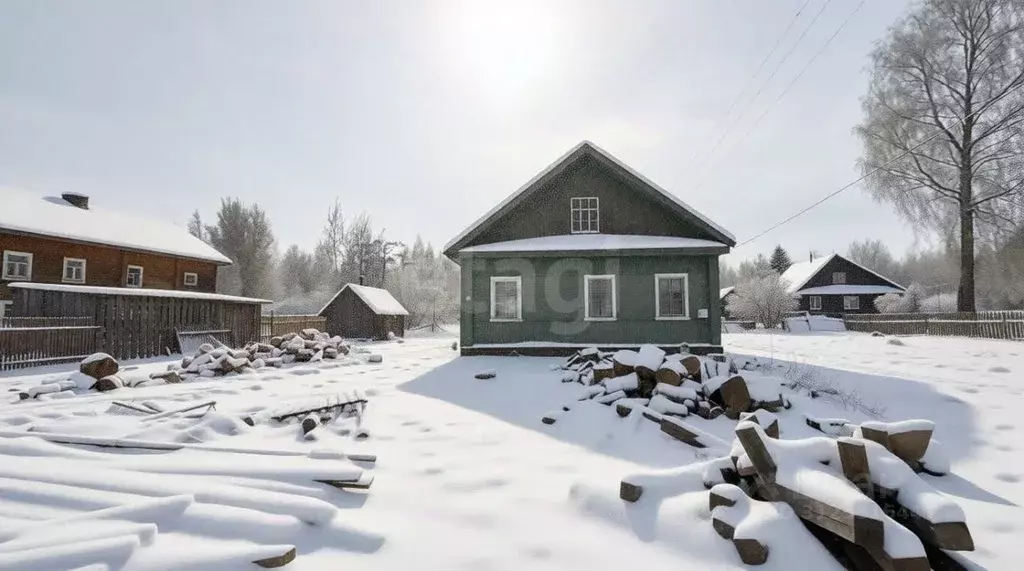 Дом в Новгородская область, Любытинский район, Неболчи рп ул. ... - Фото 1