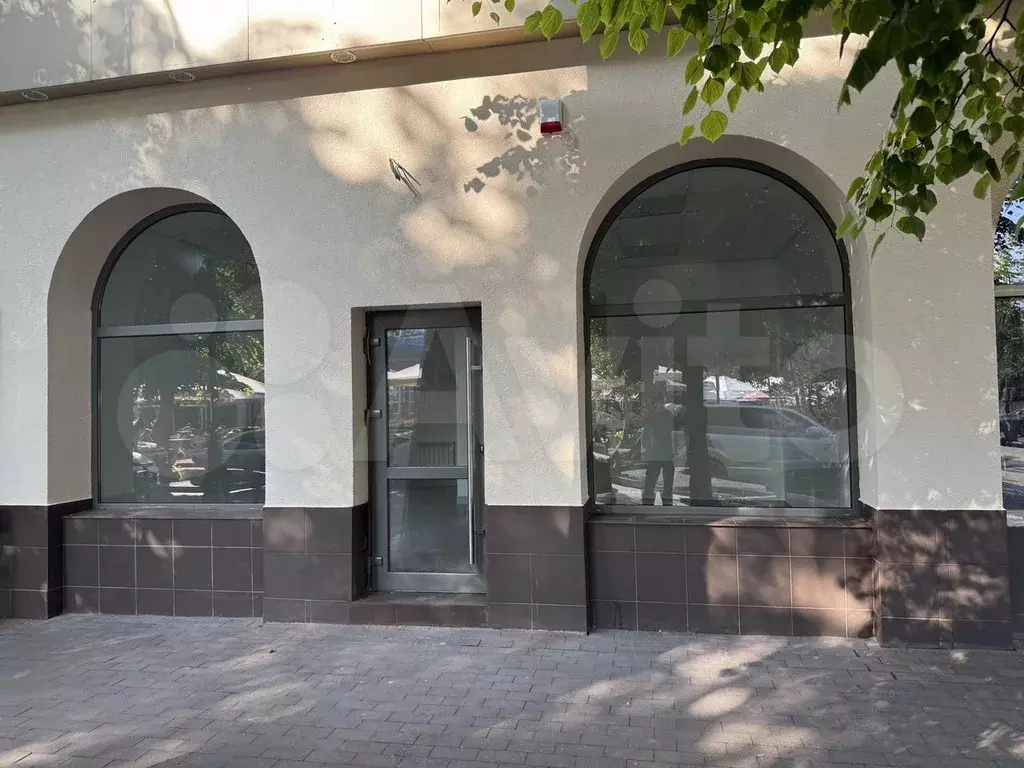 Аренда торгового помещения в Светлогорске, 35.9 м - Фото 0