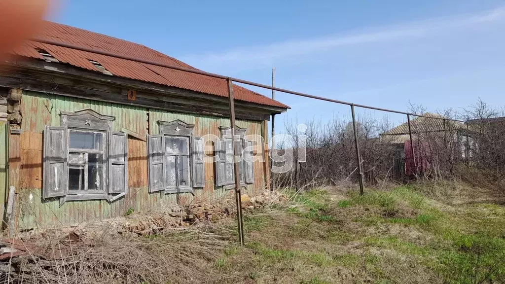 Дом в Саратовская область, Балашовский район, с. Тростянка ... - Фото 1