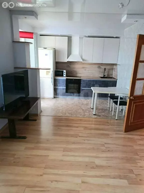 3-комнатная квартира: Благовещенск, Институтская улица, 3/3 (66.2 м) - Фото 1