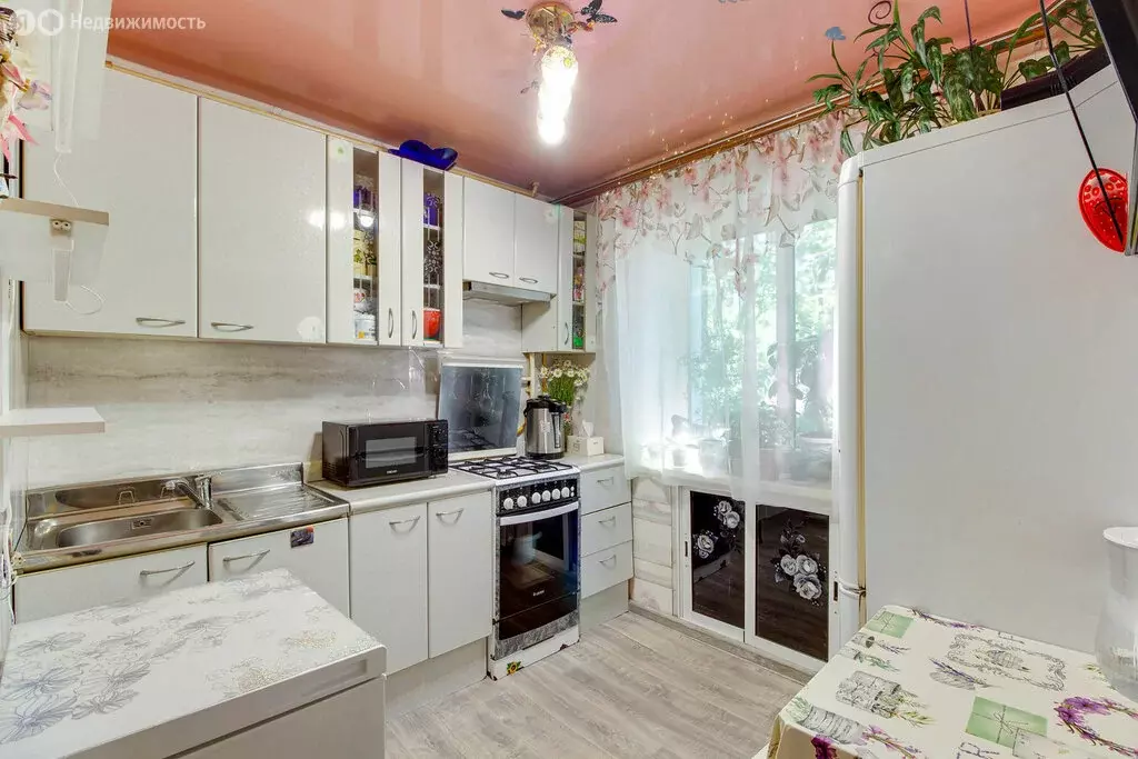 2-комнатная квартира: Хабаровск, Школьная улица, 7А (44.6 м) - Фото 0