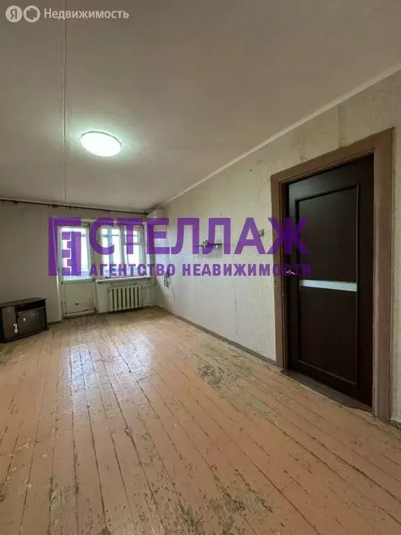 1-комнатная квартира: посёлок городского типа Приморский, улица ... - Фото 0
