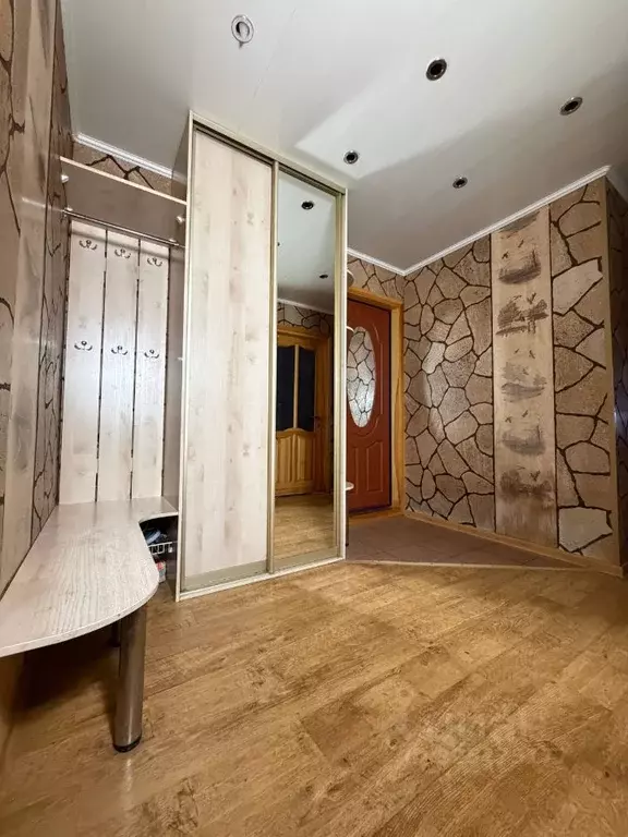 3-к кв. Челябинская область, Челябинск ул. Суркова, 23 (65.0 м) - Фото 1