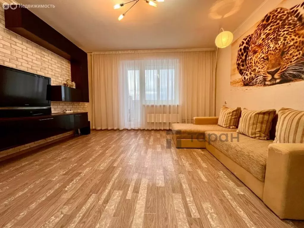 1-комнатная квартира: Чебаркуль, Октябрьская улица, 9Б (41 м) - Фото 1