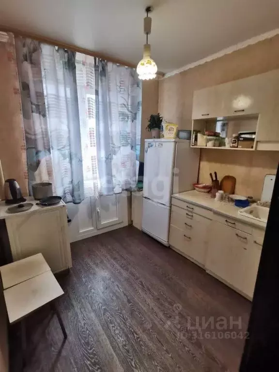 1-к кв. Кемеровская область, Междуреченск Интернациональная ул., 15 ... - Фото 1