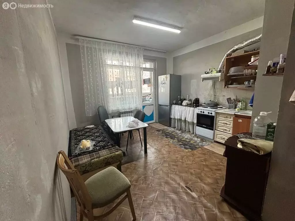 1-комнатная квартира: Южно-Сахалинск, Больничная улица, 2к10 (39.8 м) - Фото 1