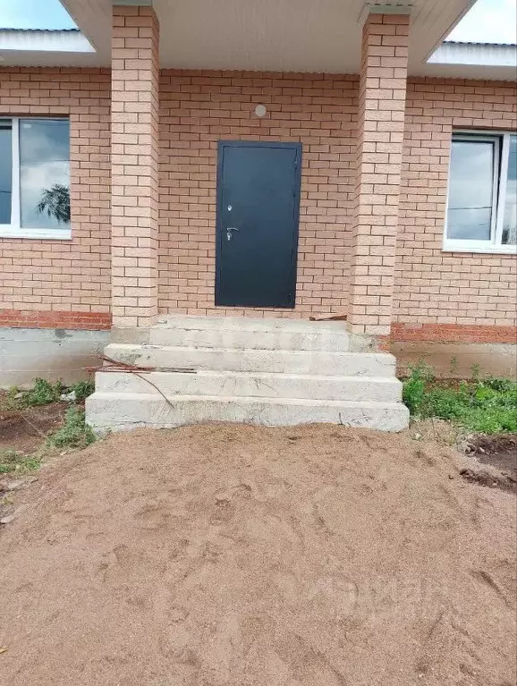 Дом в Башкортостан, Иглинский район, Акбердинский сельсовет, с. ... - Фото 0