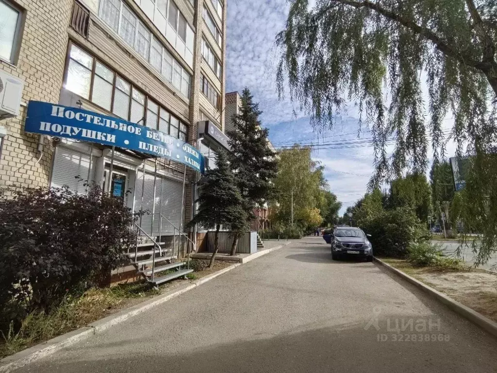 Торговая площадь в Саратовская область, Энгельс просп. Строителей, 3 ... - Фото 2