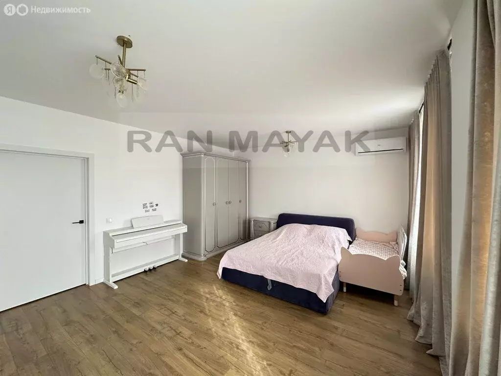 2-комнатная квартира: Майкоп, Советская улица, 219 (81.8 м) - Фото 2