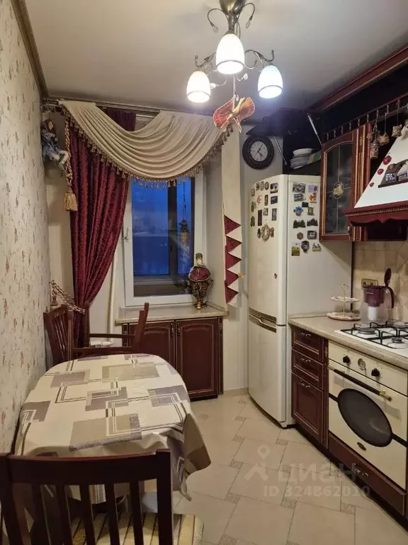 3-к кв. Московская область, Апрелевка Наро-Фоминский городской округ, ... - Фото 1