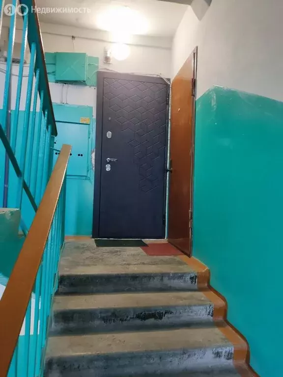 2-комнатная квартира: Сыктывкар, улица Старовского, 38 (45 м) - Фото 1