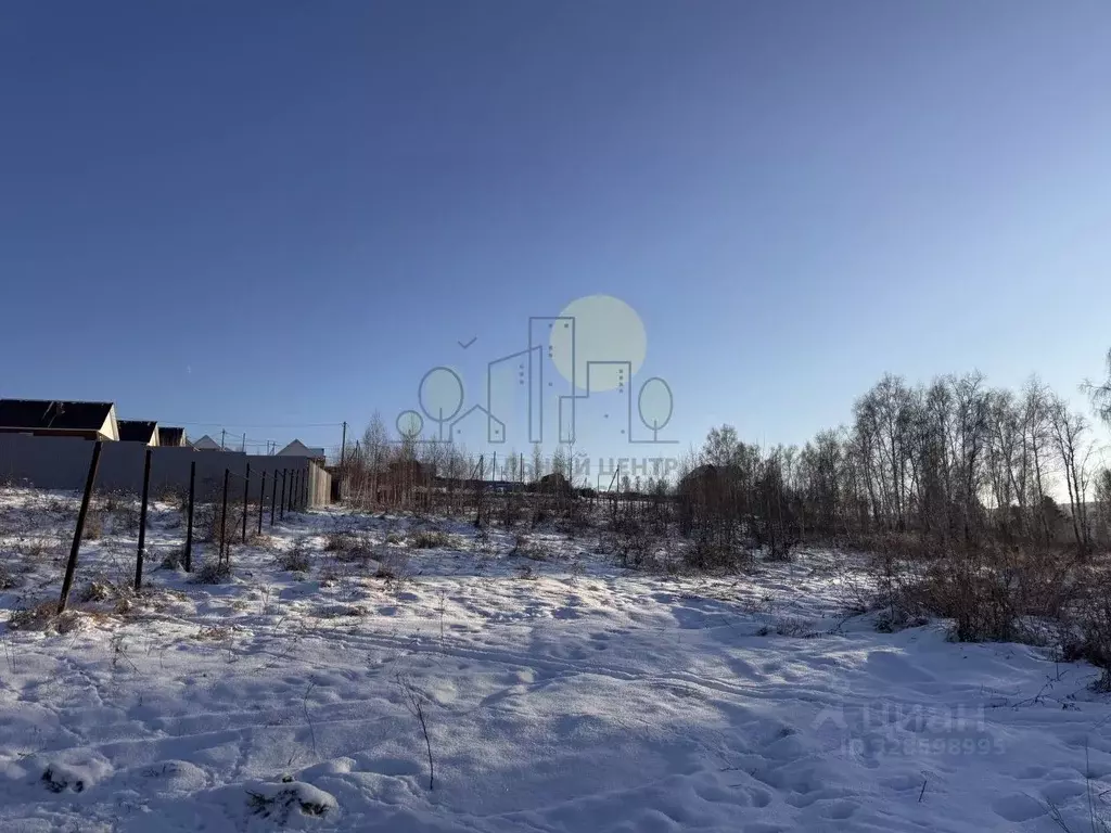 Участок в Иркутская область, Иркутский муниципальный округ, д. ... - Фото 1