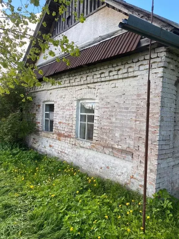 Дом в Калужская область, Перемышльский район, Хотисино с/пос, д. Холмы ... - Фото 0