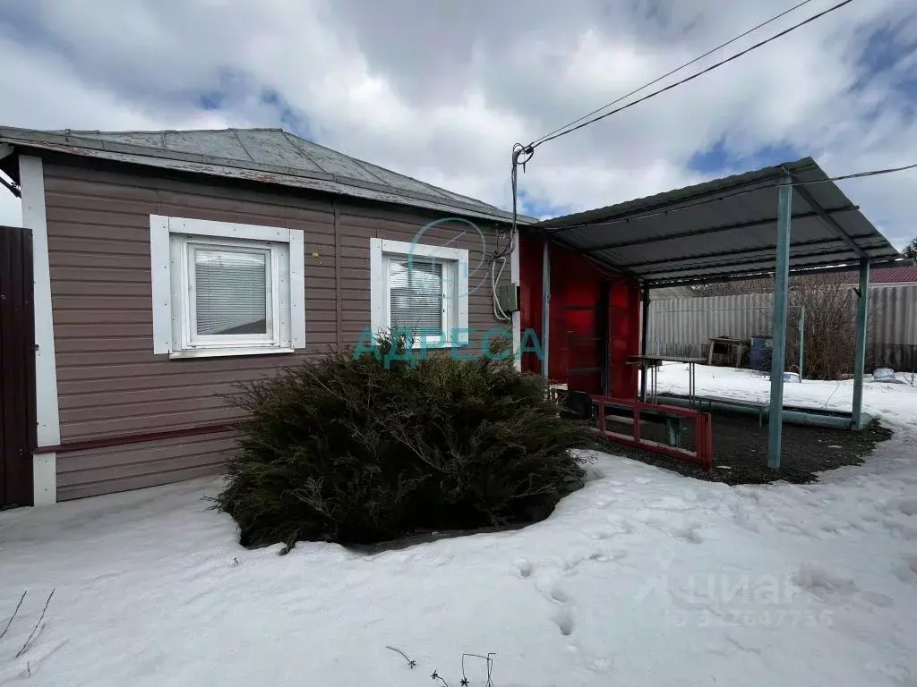 Дом в Белгородская область, Новооскольский муниципальный округ, с. ... - Фото 1