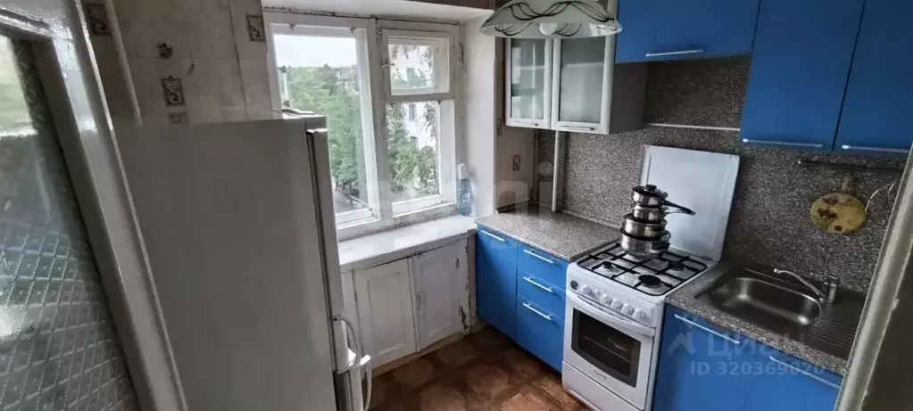 3-к кв. Тюменская область, Тюмень ул. Республики, 171 (56.4 м) - Фото 0