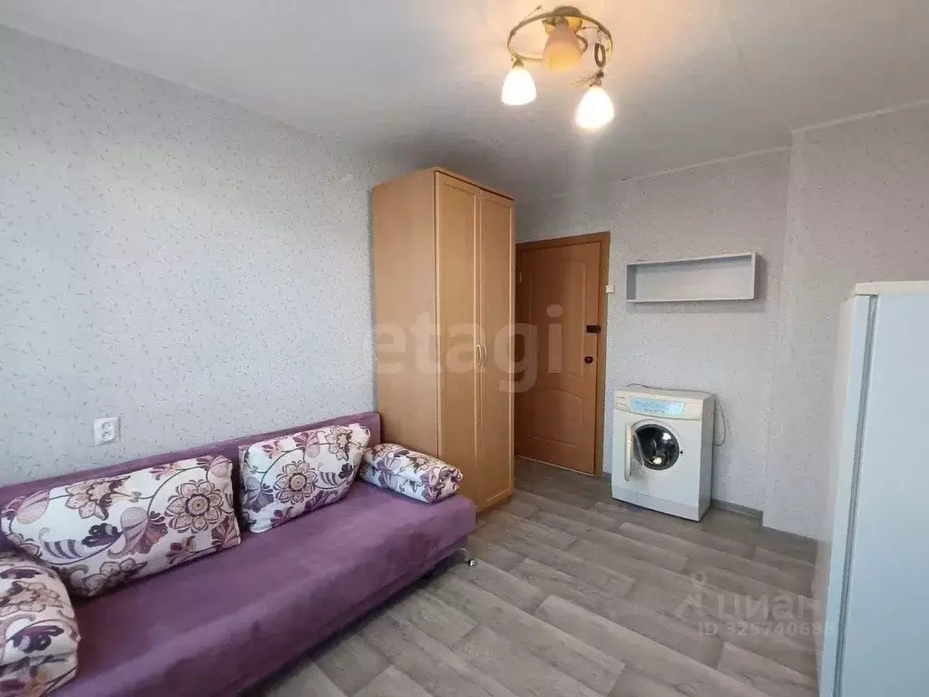 Комната Коми, Сыктывкар Емвальская ул., 13 (11.5 м) - Фото 1