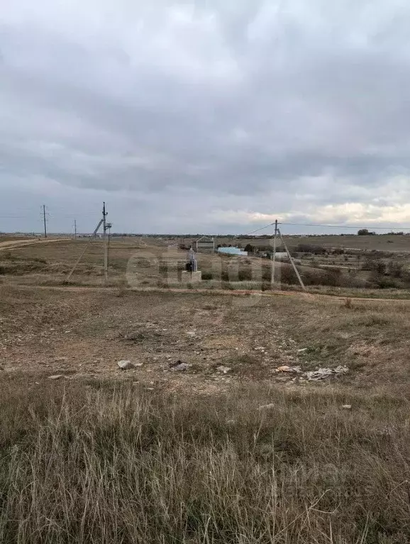 Участок в Крым, Черноморское пгт ул. Тарханная (10.51 сот.) - Фото 1