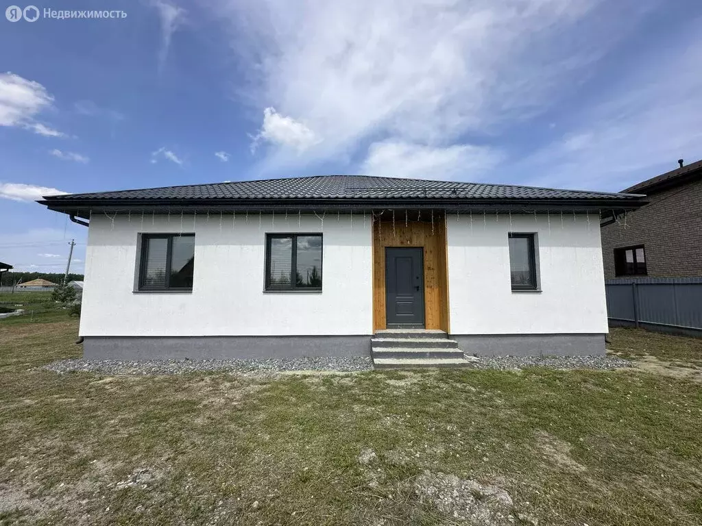 Дом в Свердловская область, Полевской муниципальный округ, посёлок ... - Фото 1