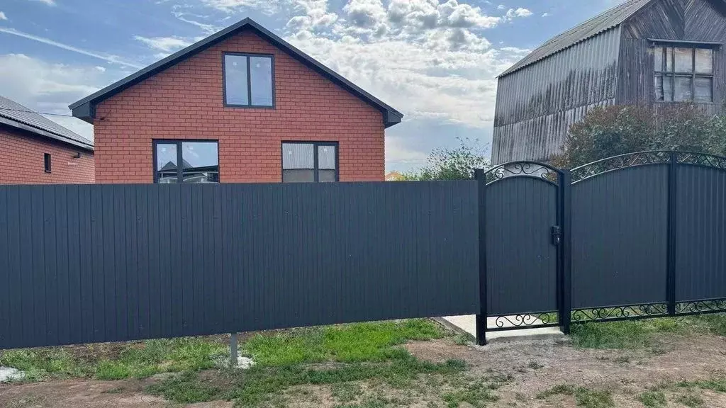 Дом в Оренбургская область, Оренбургский район, Весенний сельсовет, ... - Фото 1