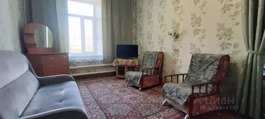 2-к кв. Алтайский край, Рубцовск Локомотивная ул., 33 (44.0 м) - Фото 1