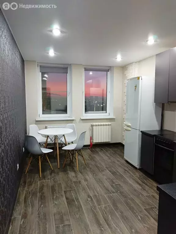 1-комнатная квартира: Чебоксары, улица Петрова, 9к1 (42 м) - Фото 2