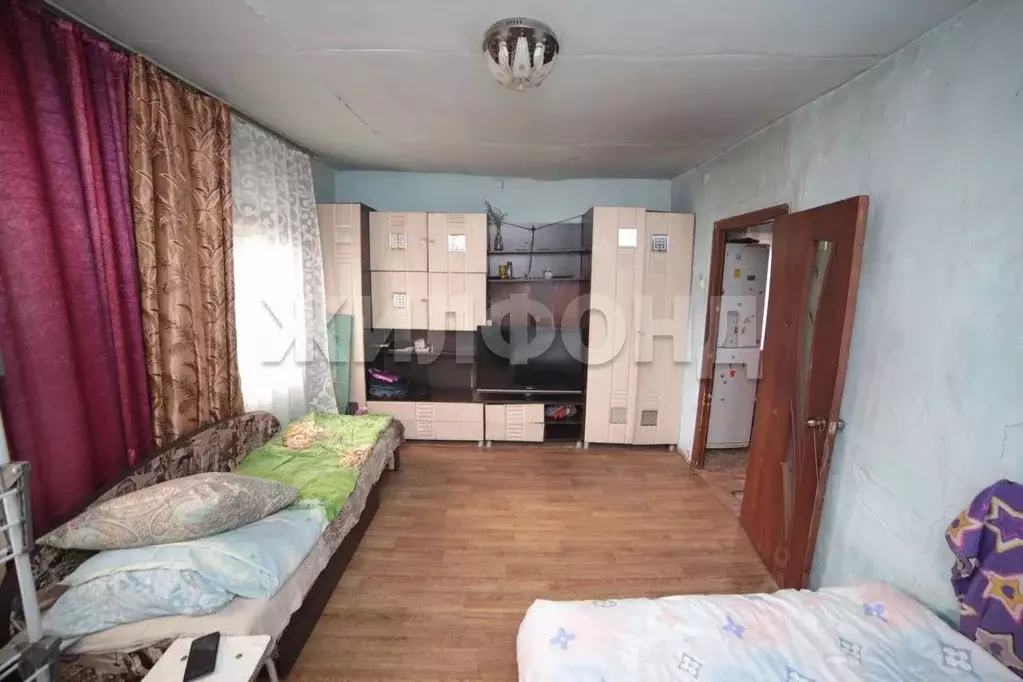 Дом в Новосибирская область, Новосибирск ул. Гризодубовой (33 м) - Фото 1