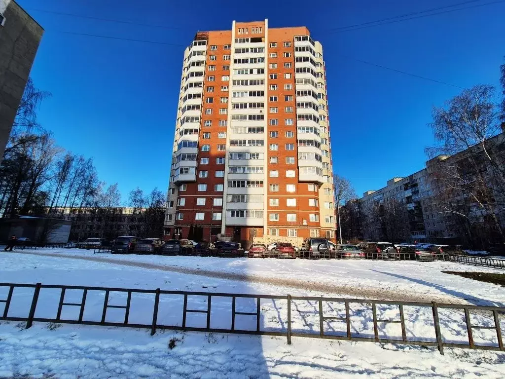 3-к кв. Санкт-Петербург Сиреневый бул., 10 (92.7 м) - Фото 0