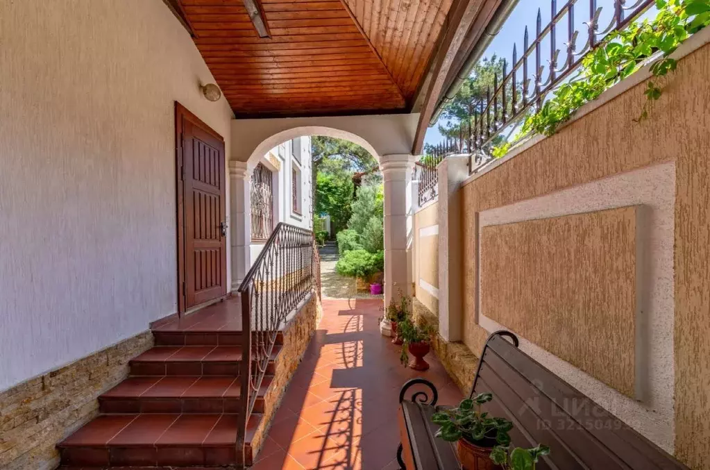 Коттедж в Краснодарский край, Геленджик ул. Тургенева, 39 (384 м) - Фото 1