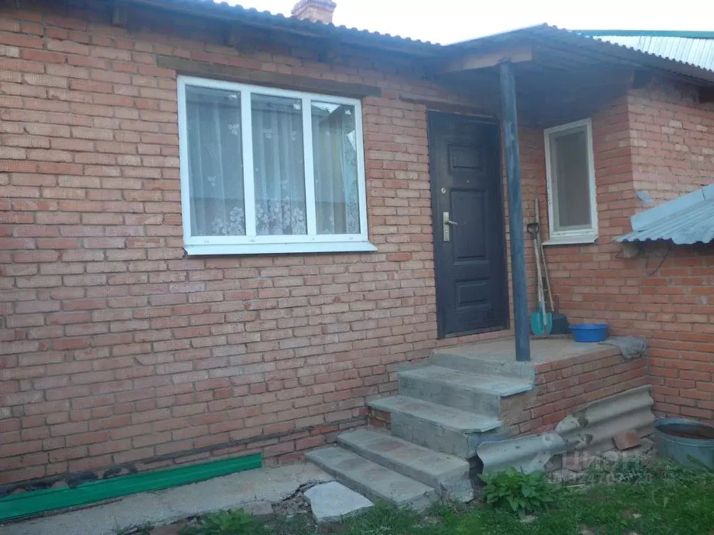 Дом в Оренбургская область, Бугуруслан Краснознаменная ул. (74 м) - Фото 1