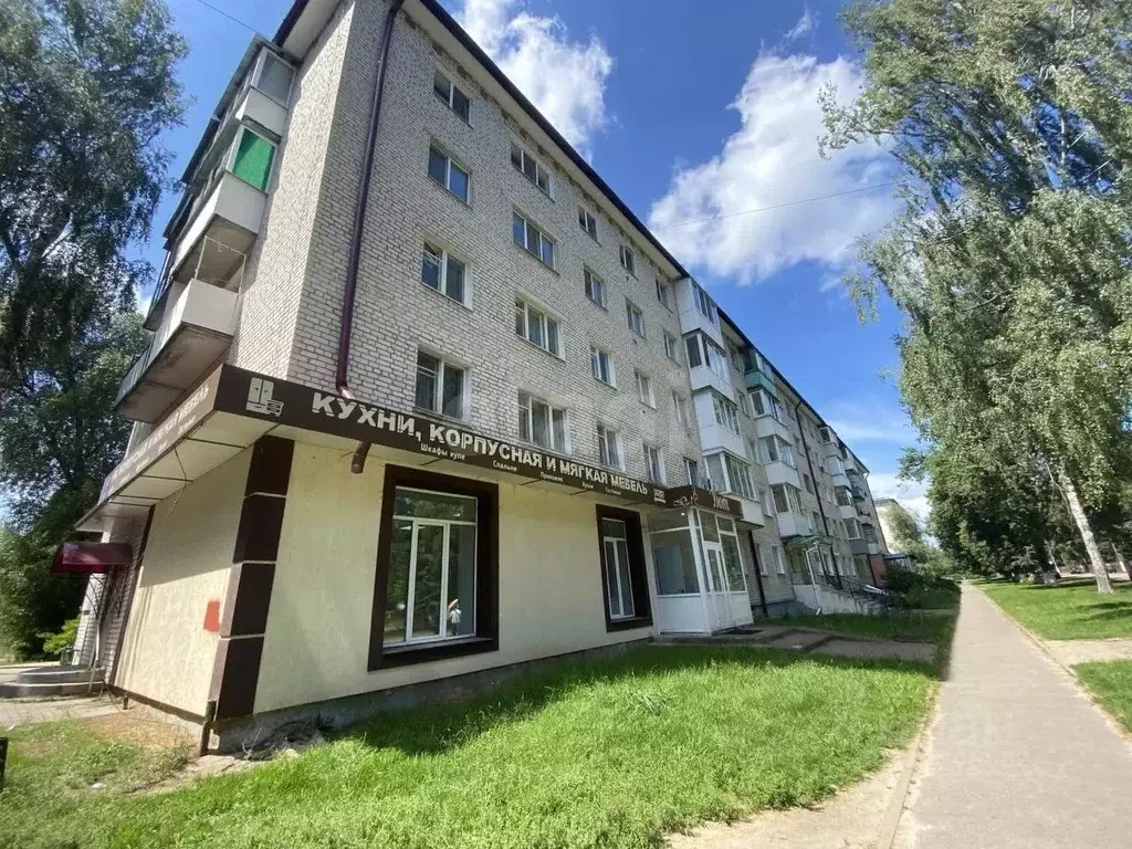 Помещение свободного назначения в Брянская область, Жуковка Лесная ... - Фото 1