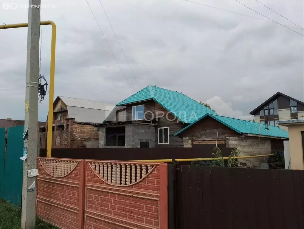 Дом в Новосибирск, 1-й Таганрогский переулок (240 м) - Фото 1