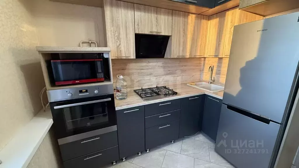 1-к кв. Ямало-Ненецкий АО, Новый Уренгой Советский мкр, 4/5 (35.0 м) - Фото 2