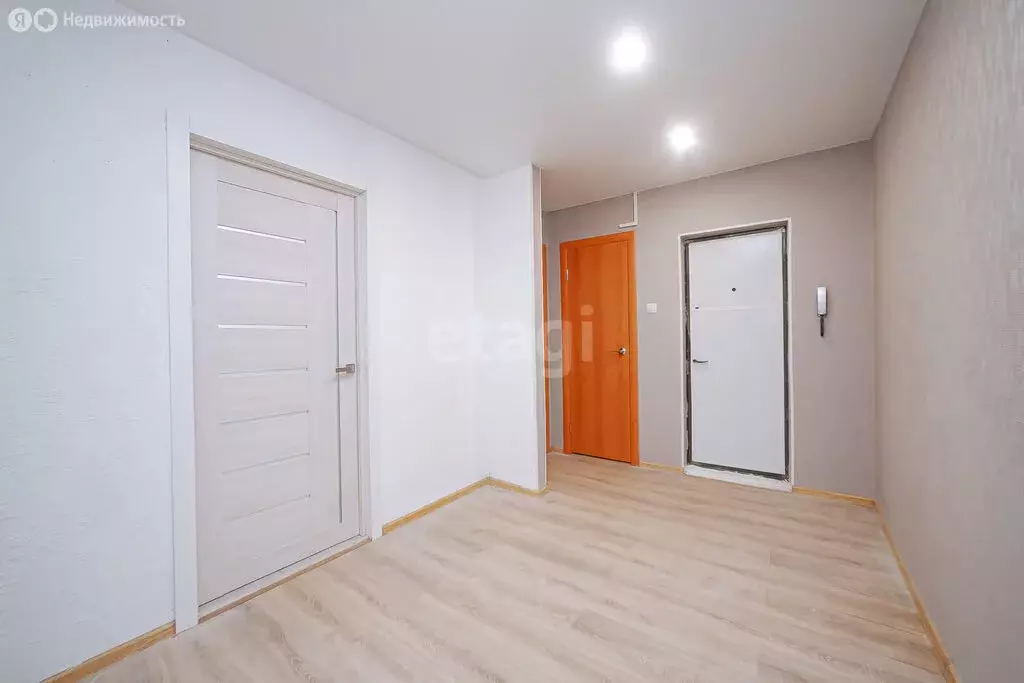 4-комнатная квартира: Тверь, Сахаровское шоссе, 24 (92.3 м) - Фото 1