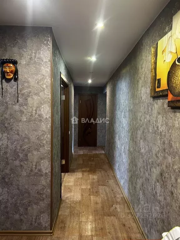 3-к кв. Бурятия, Улан-Удэ ул. Антонова, 6 (65.5 м) - Фото 1