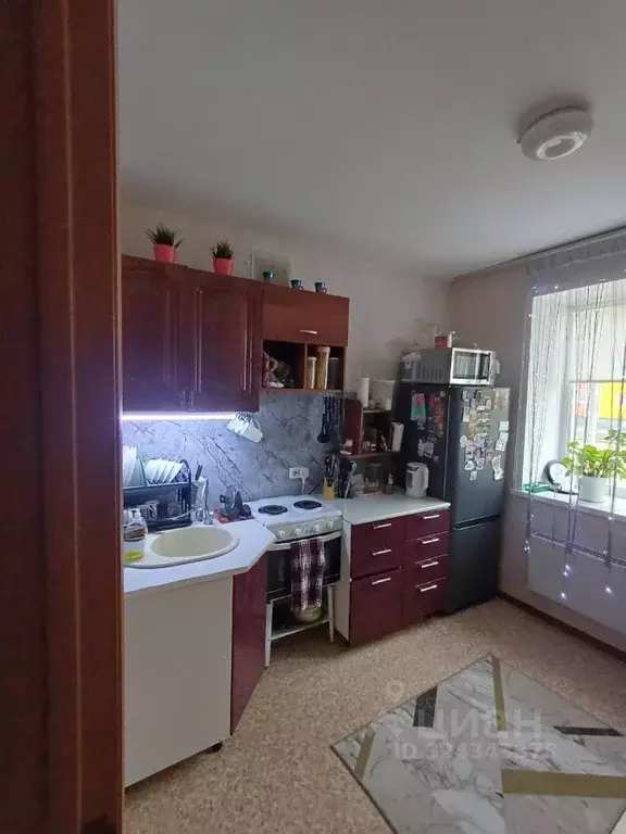 1-к кв. Курганская область, Курган Заозерный жилрайон, 11-й мкр, 9 ... - Фото 1