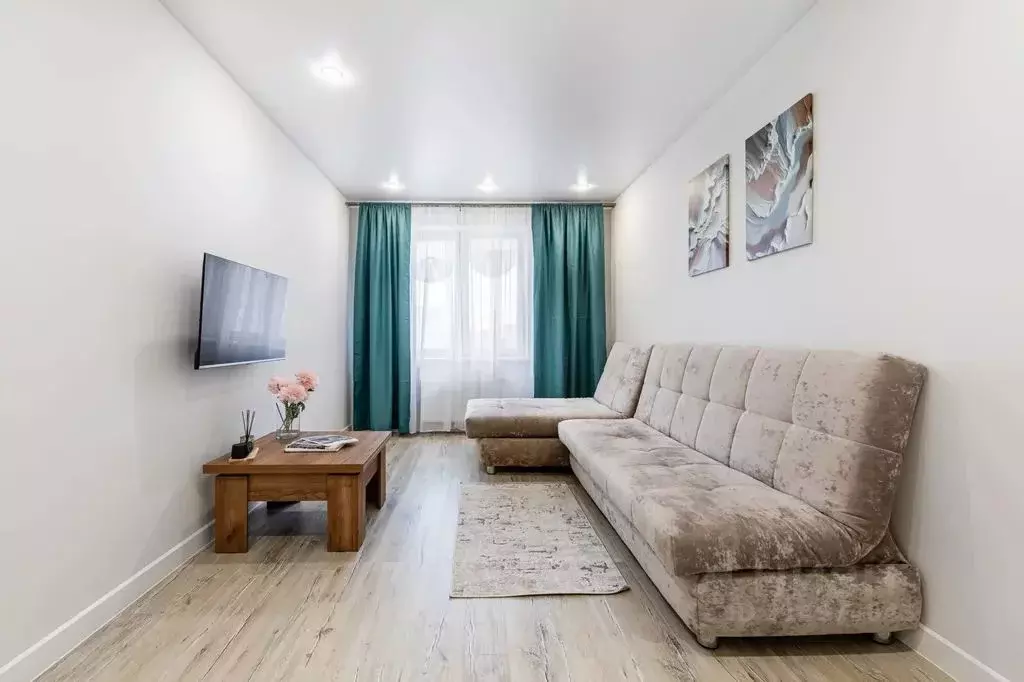 2-к кв. Татарстан, Казань ул. Вишневского, 61А (68.0 м) - Фото 2