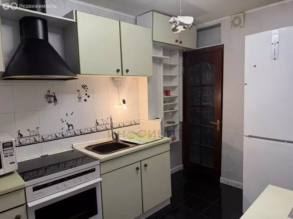 3-комнатная квартира: Мытищи, улица Воровского, 3 (65.2 м) - Фото 2